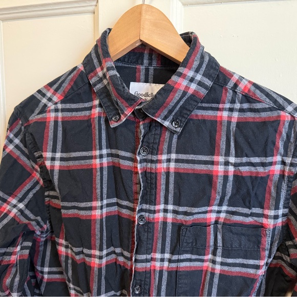 Goodfellow flannel - Picture 2 of 6